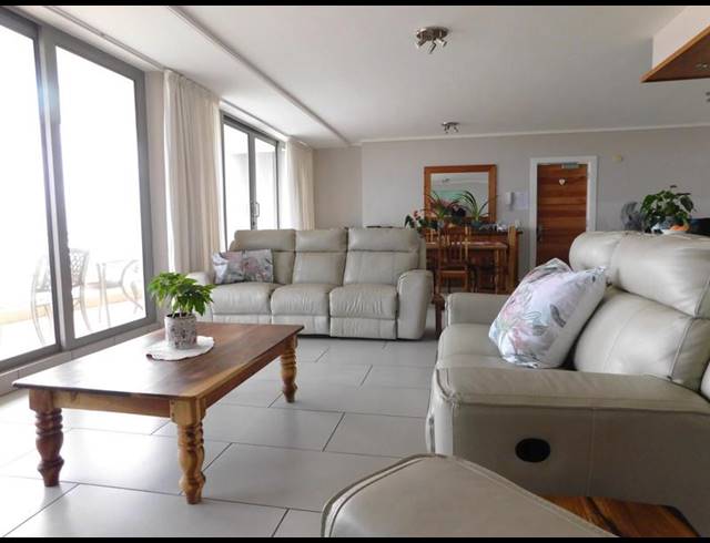 3 BEDROOM APARTMENT FOR SALE IN STRAND
